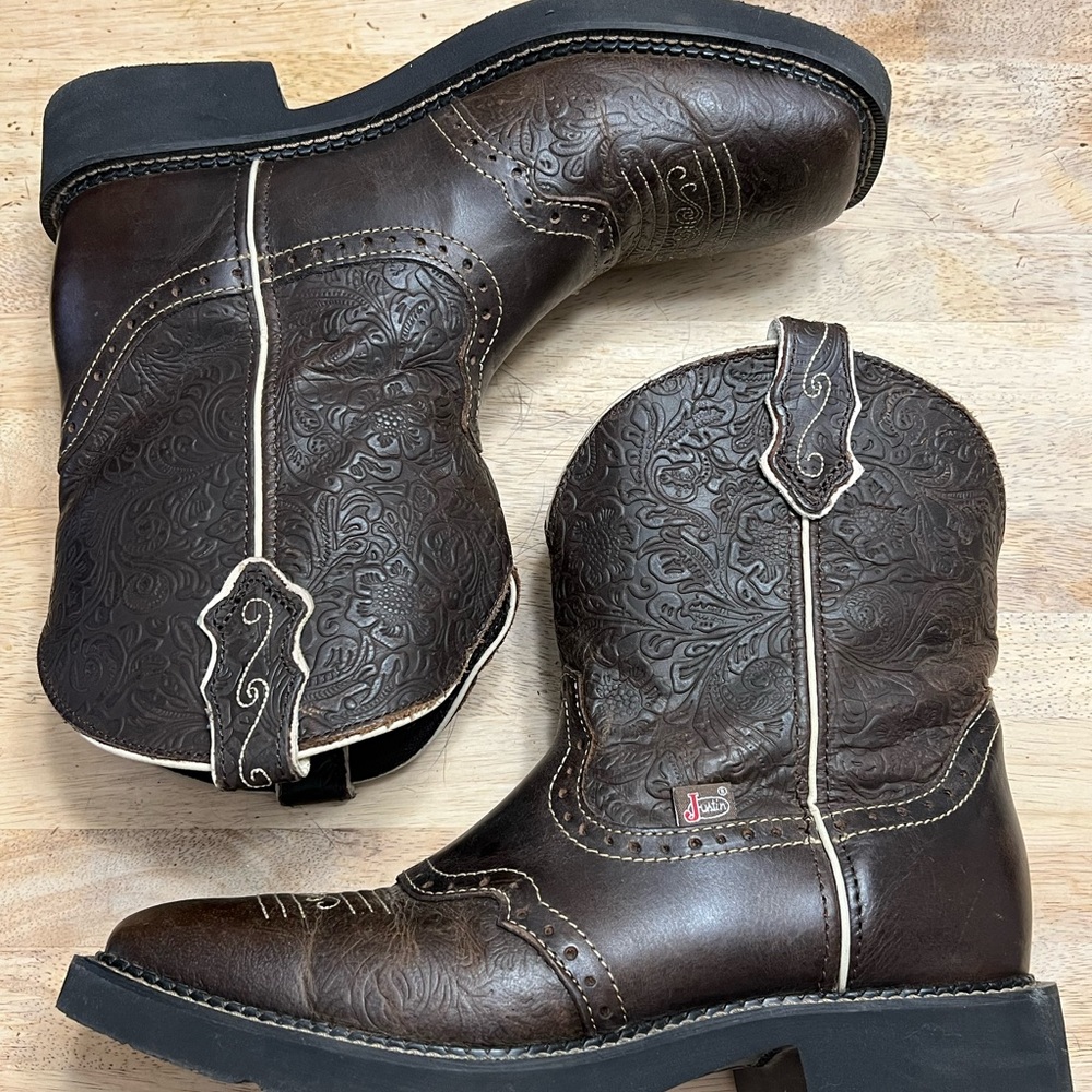 JUSTIN WOMEN'S MANDRA BROWN WESTERN BOOTS - SQUARE TOE